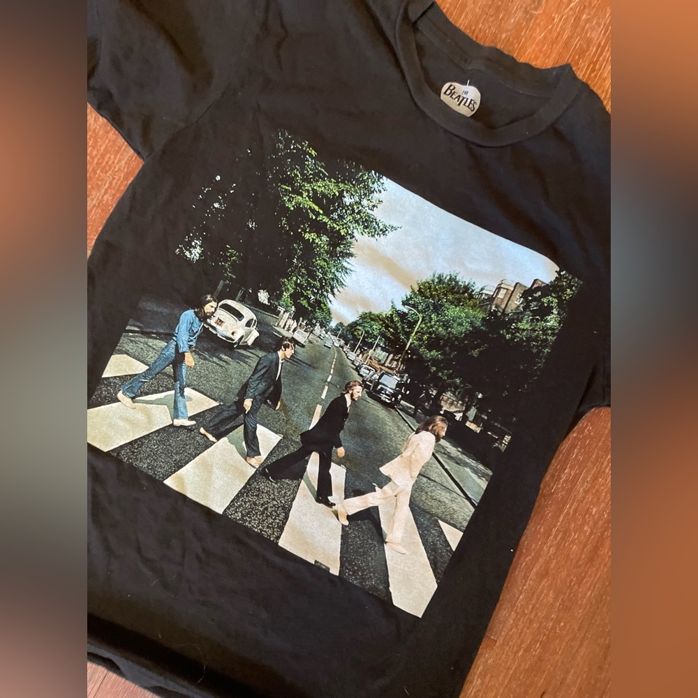 The Beatles Black Graphic T-Shirt - Medium - Picture 2 of 4